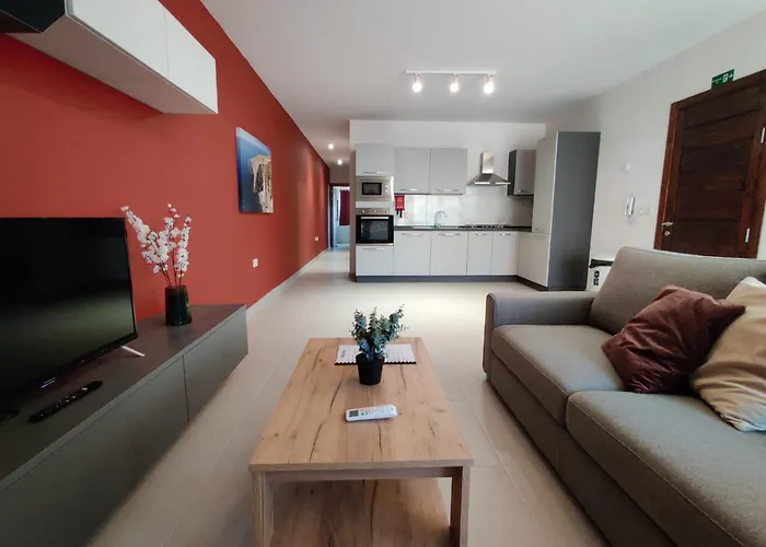 Red Rush Apartment Il-Mahsel photo