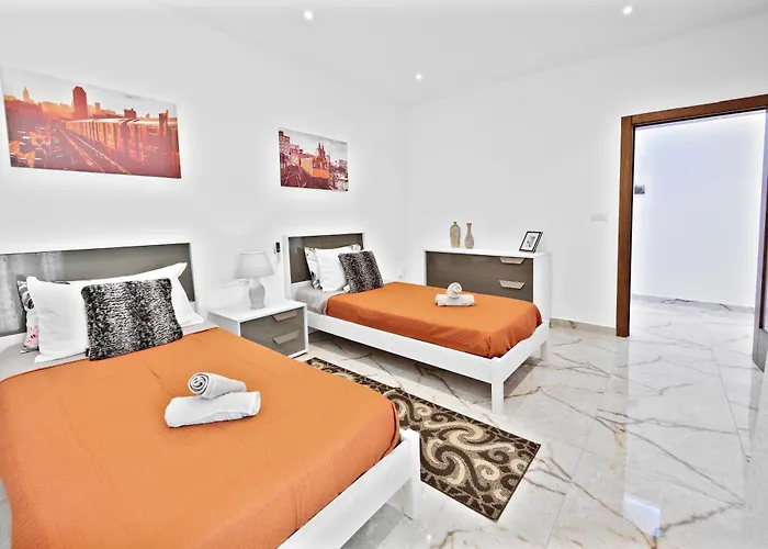 XC4 - PENTHOUSE, 3 bedroom, Modern, Designer - Attard foto