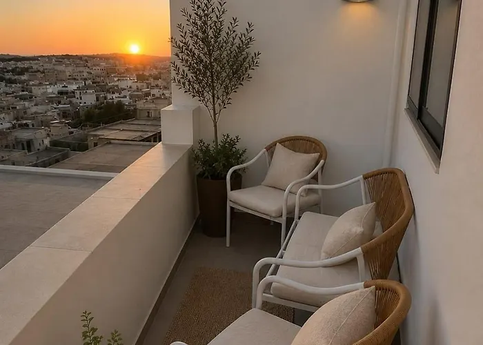 Luxury One-Bedroom Penthouse With Spacious Private Terrace - Kalkara, Malta zdjęcie